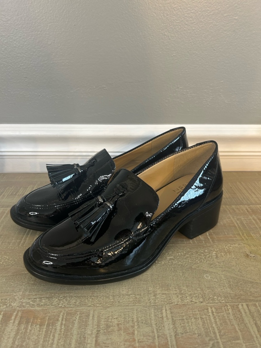 *NWOT* Naturalizer Black Patent Leather Women’s Palmer Slip-on Loafers, Size 7W - Picture 2 of 8